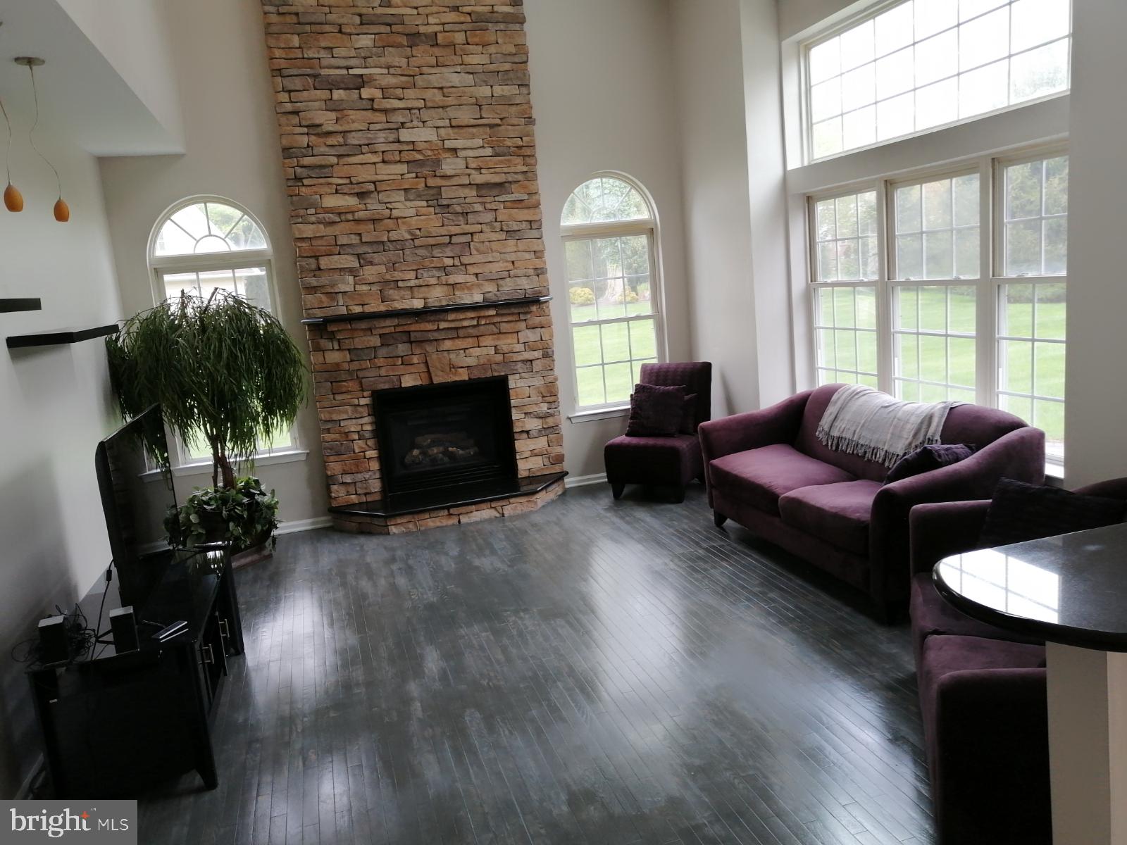 SOUTHAMPTON HGHTS - Residential