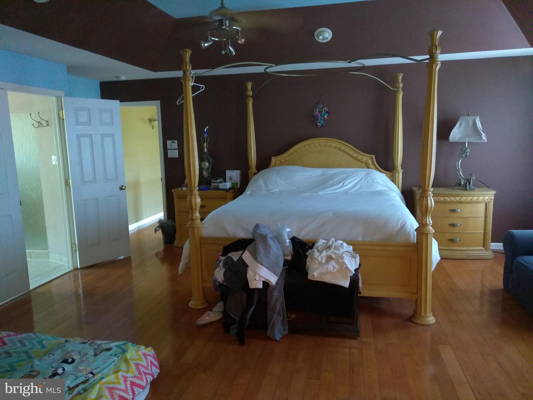 SOUTHAMPTON HGHTS - Residential