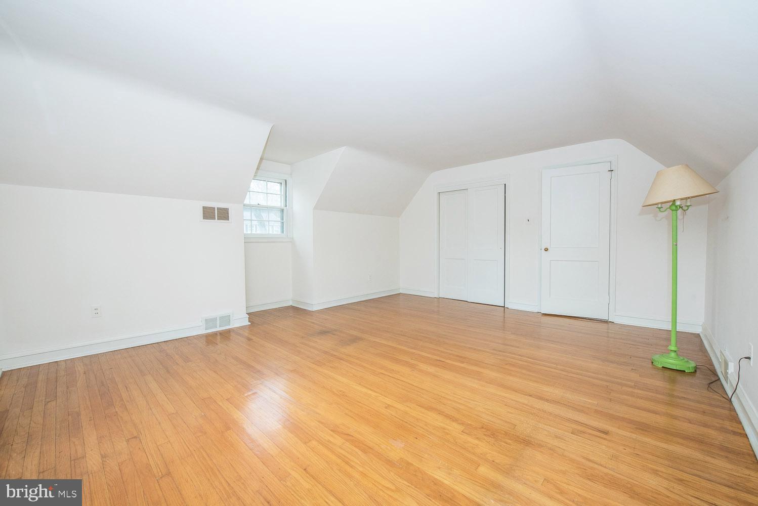 DUNN HILL - Residential