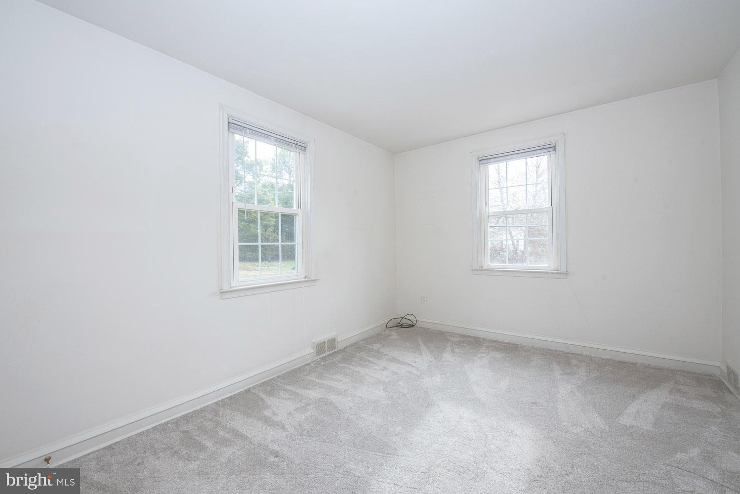 DUNN HILL - Residential