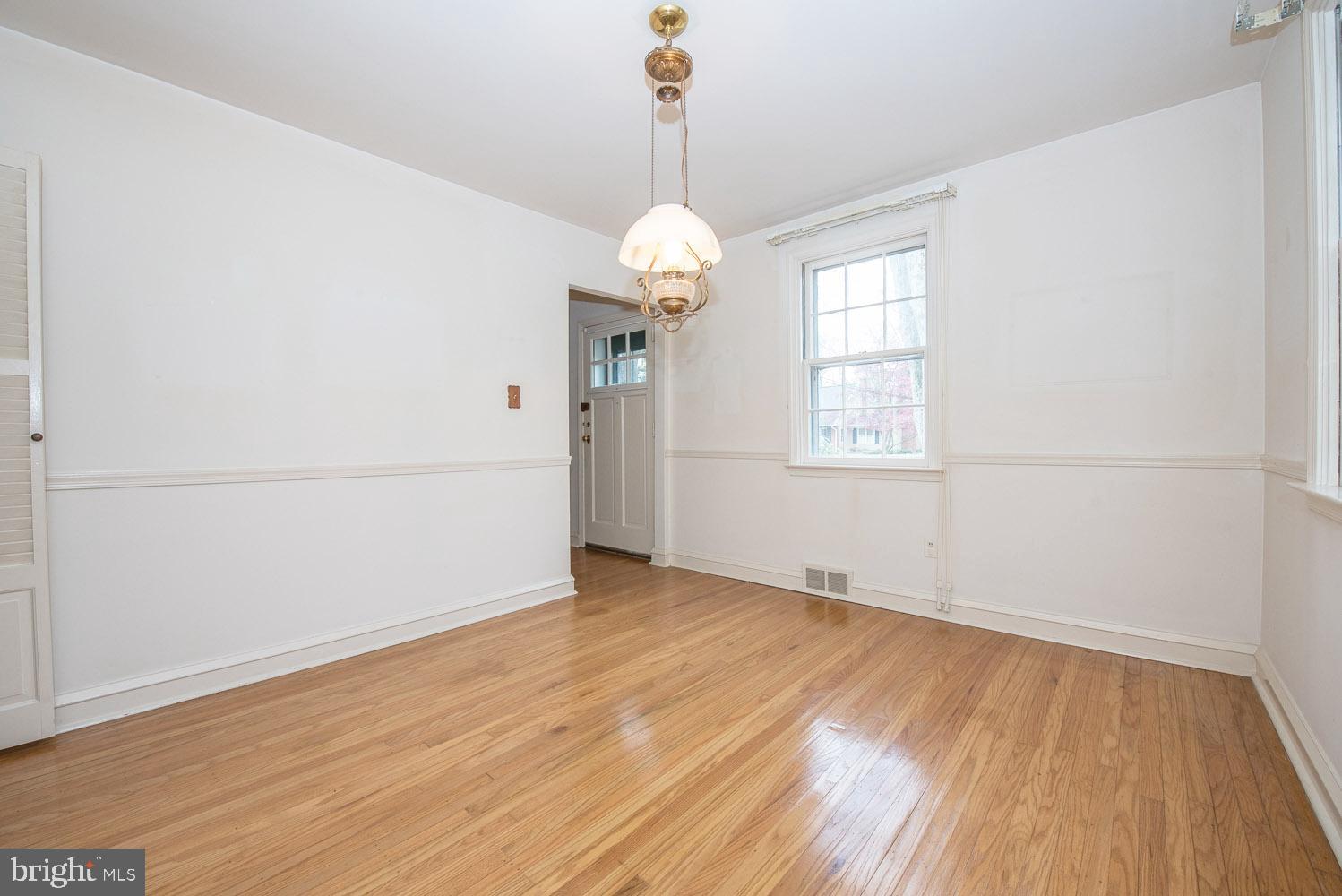 DUNN HILL - Residential