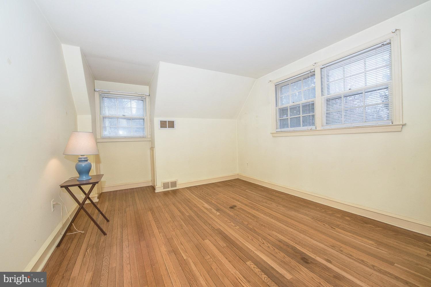 DUNN HILL - Residential