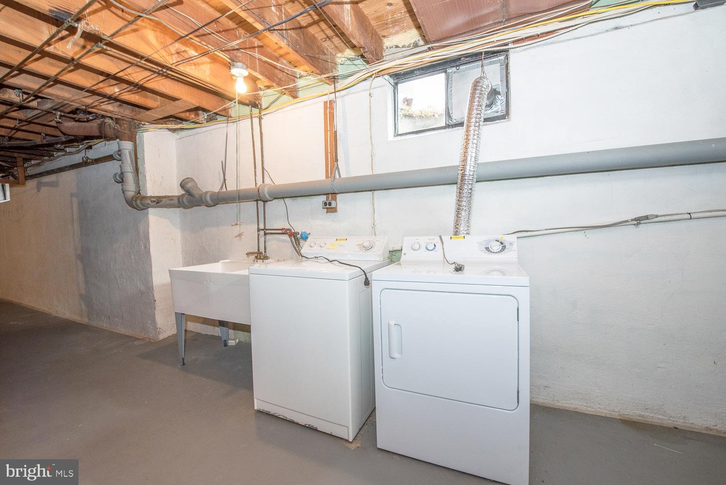 DUNN HILL - Residential