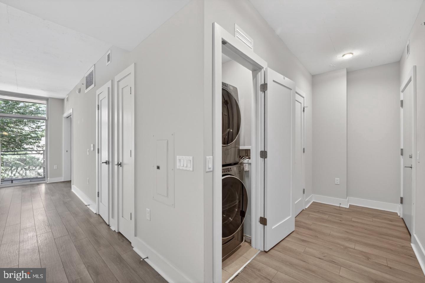88 V STREET SW 213