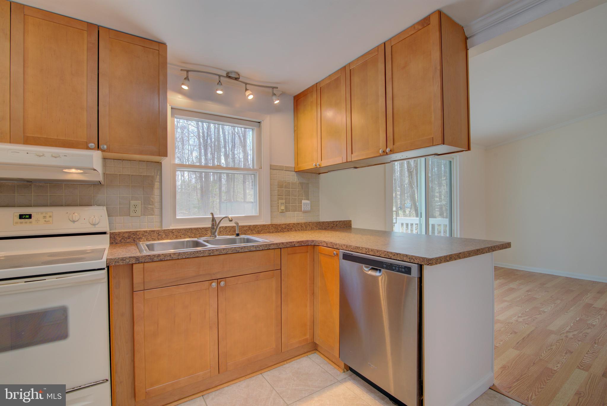 SETTLERS LANDING - Residential