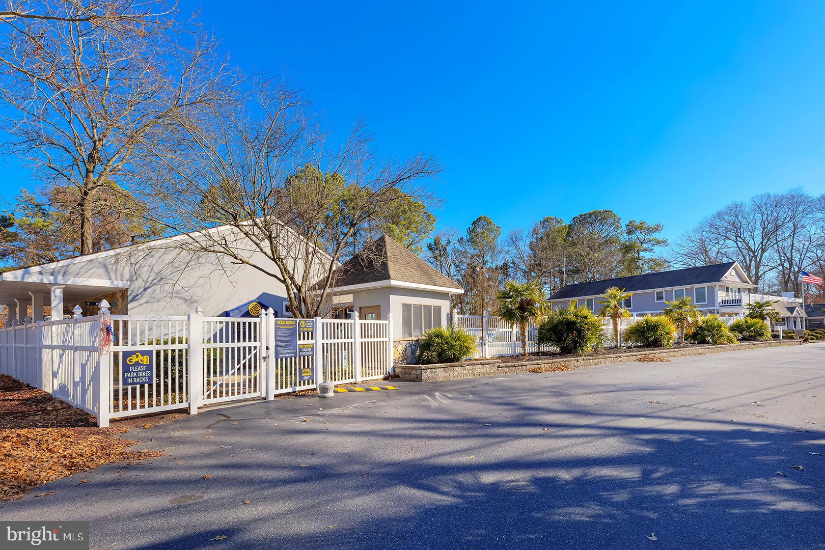 SUN RETREATS REHOBOTH BAY - Residential