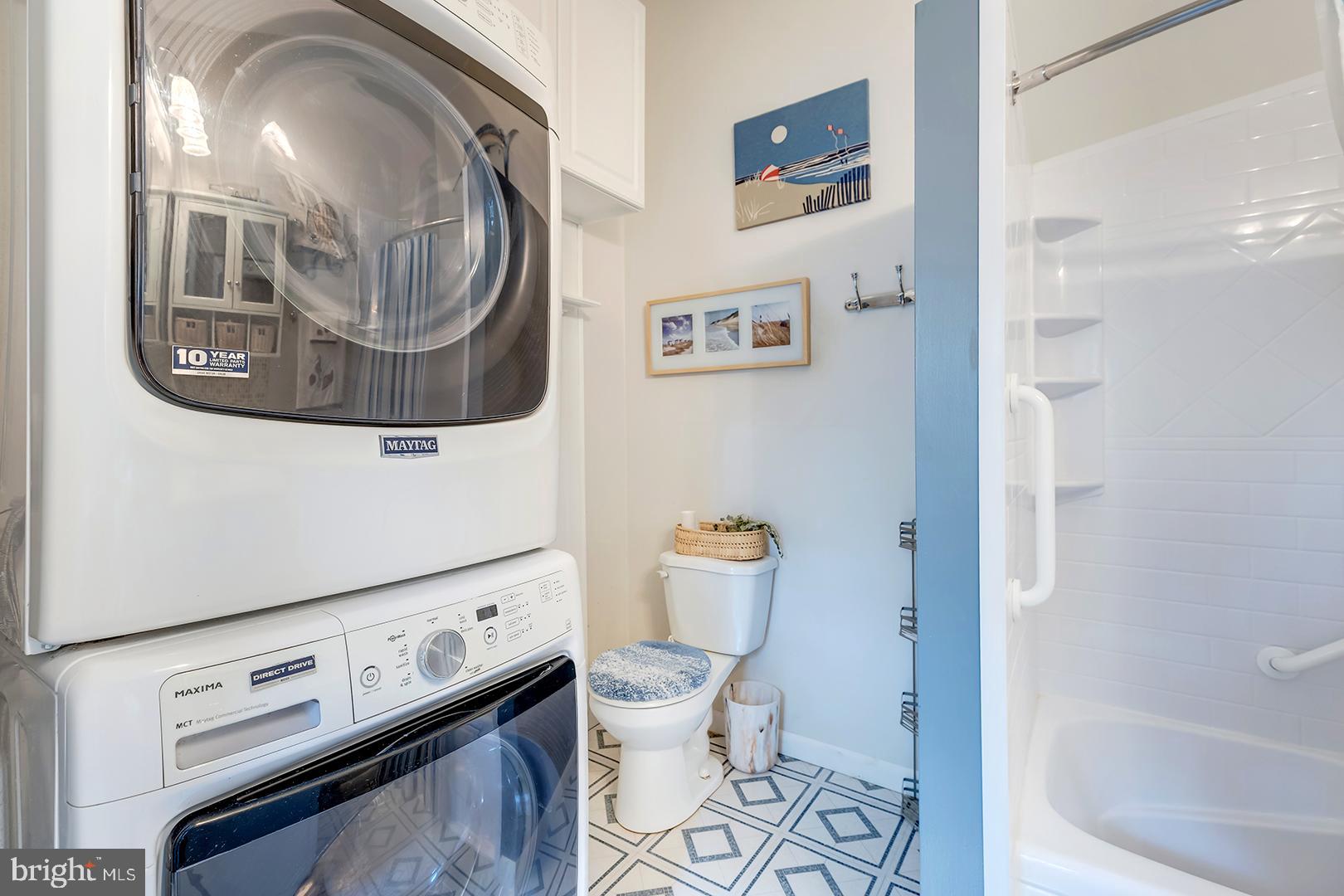 SUN RETREATS REHOBOTH BAY - Residential