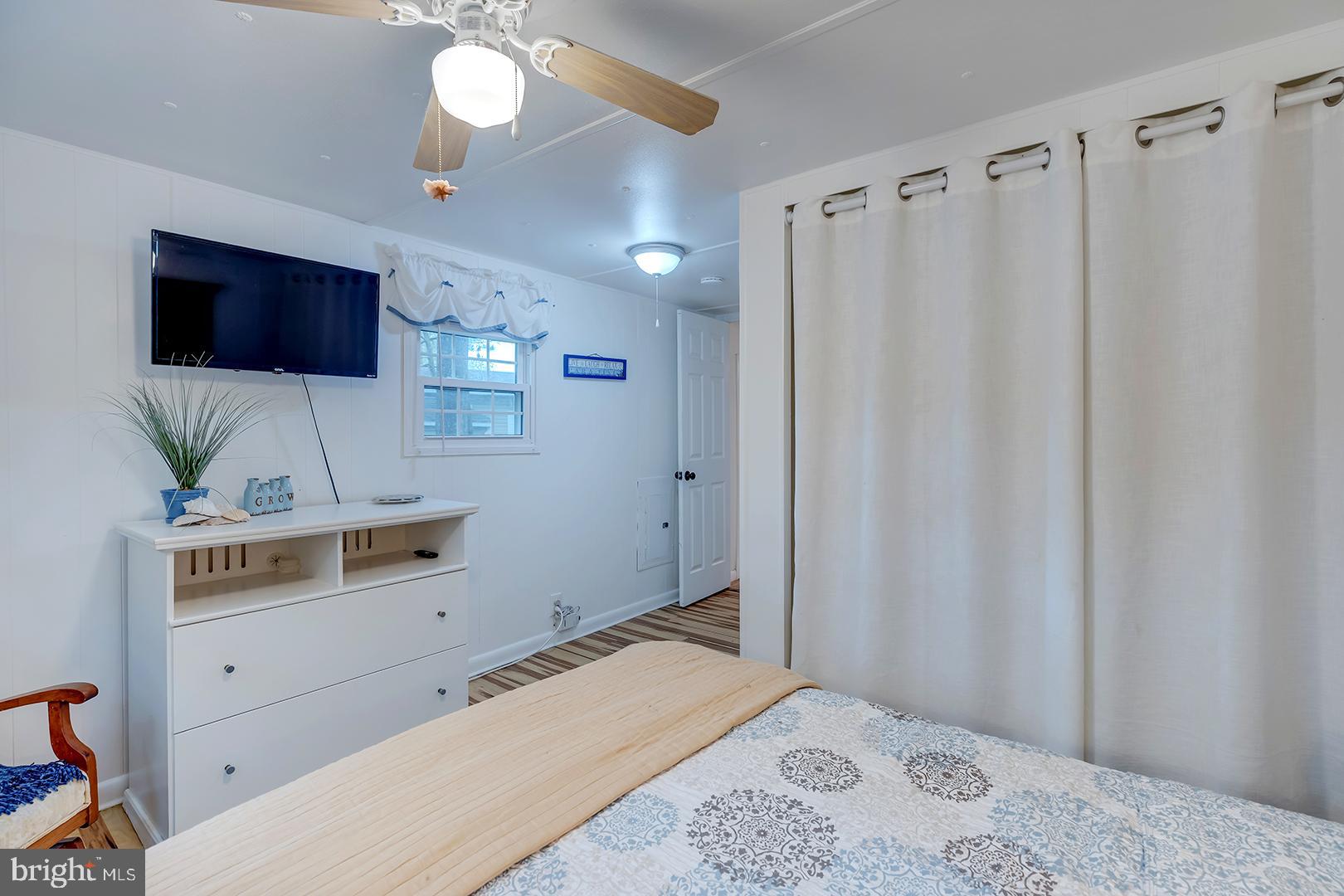 SUN RETREATS REHOBOTH BAY - Residential