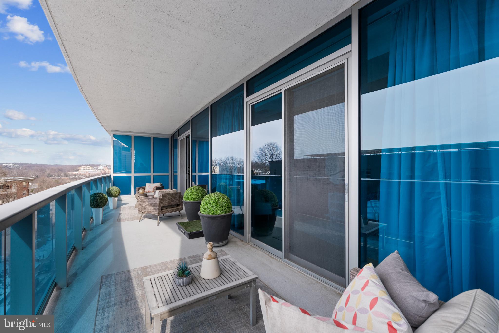 ROSSLYN - Residential