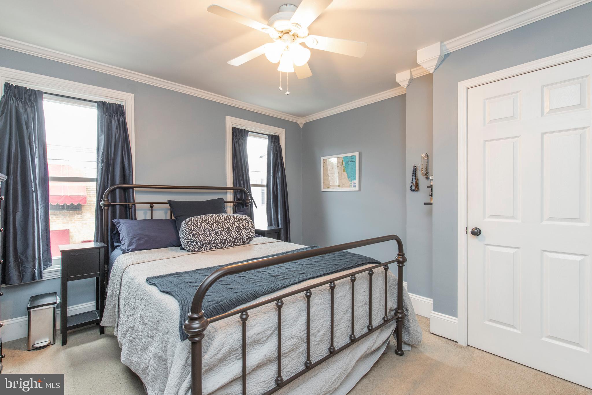 PASSYUNK SQUARE - Residential