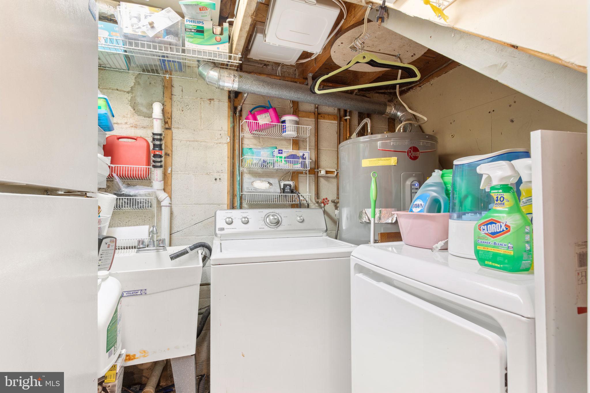 HARRIETT PARK - Residential