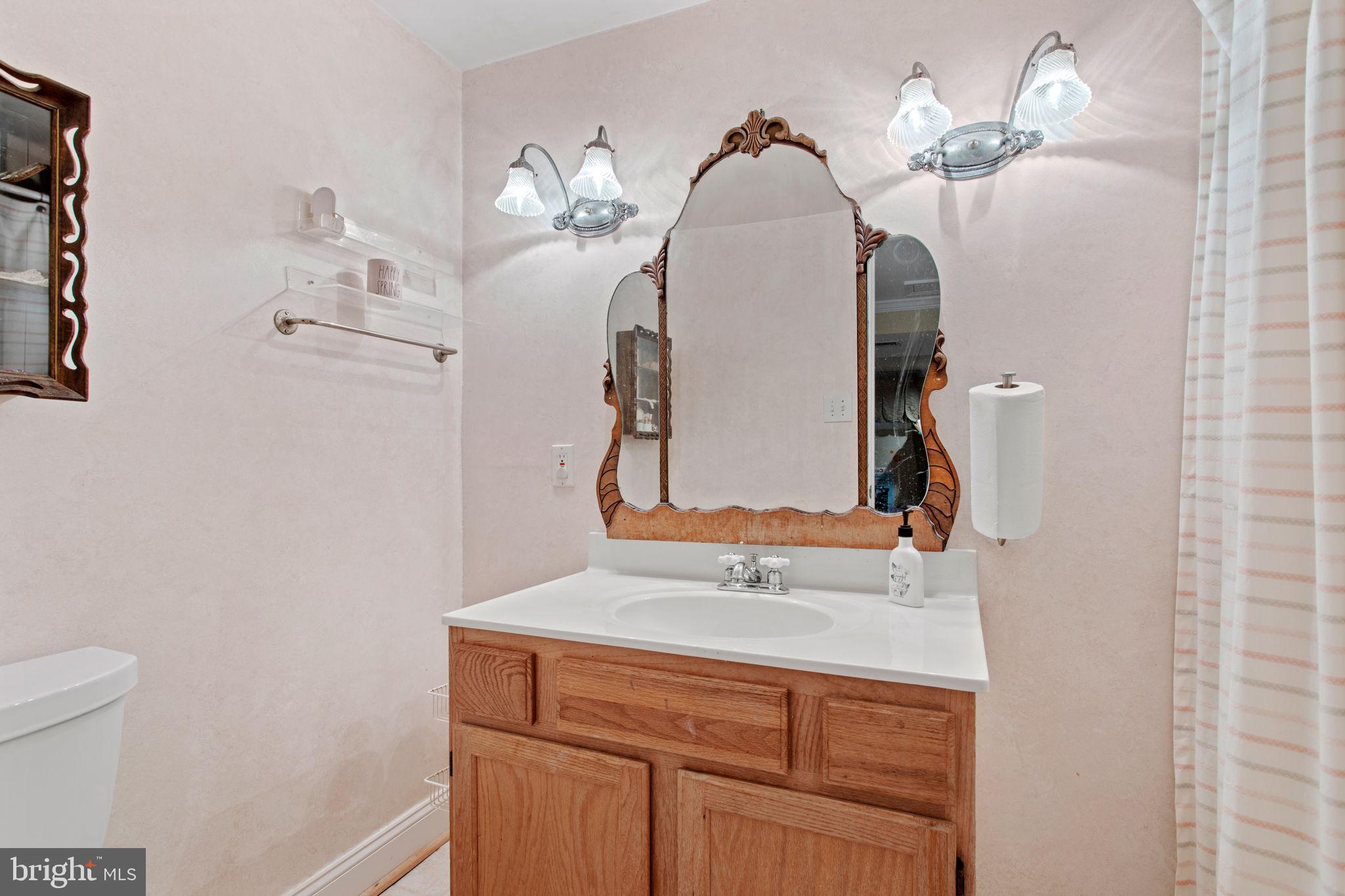 HARRIETT PARK - Residential