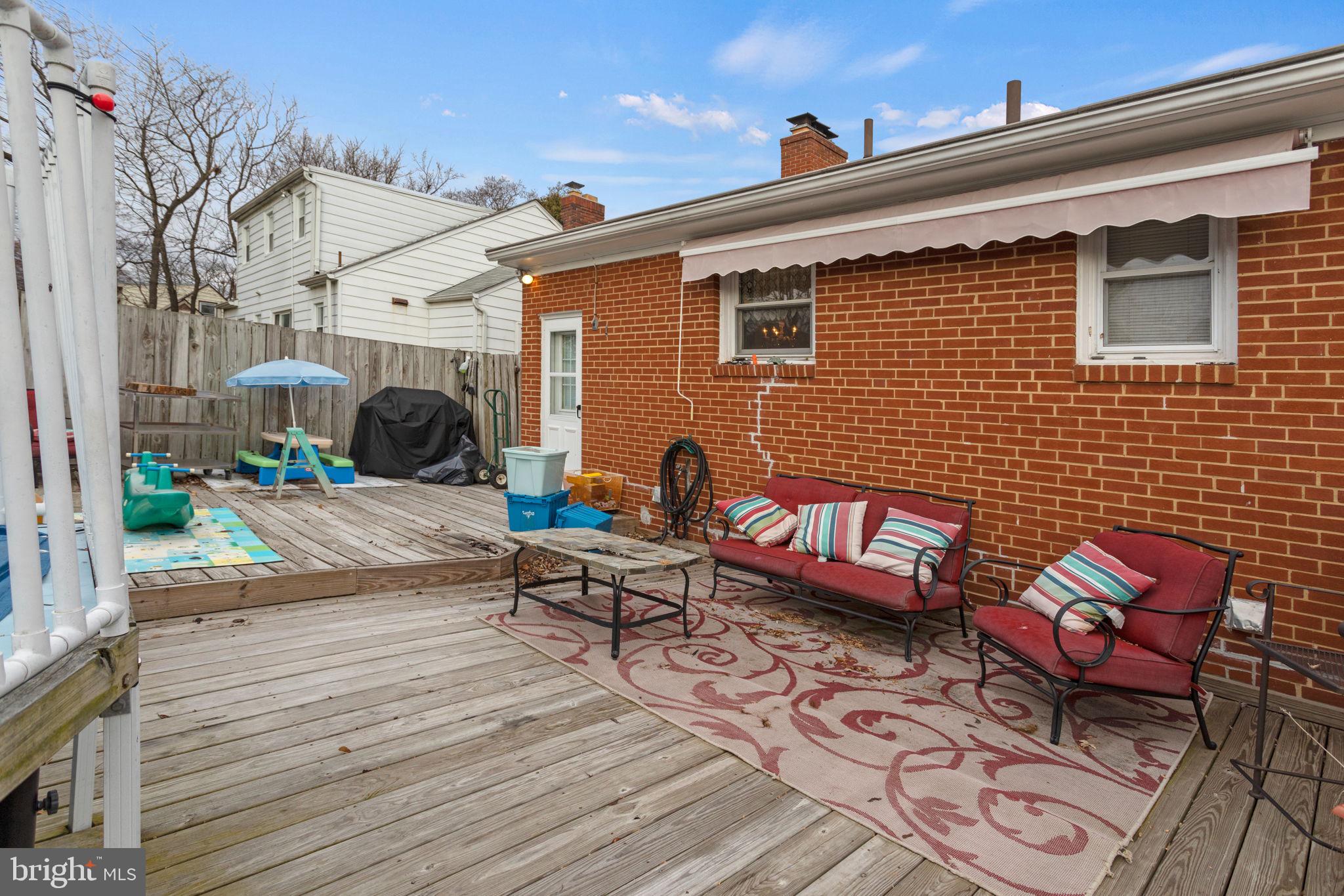 HARRIETT PARK - Residential