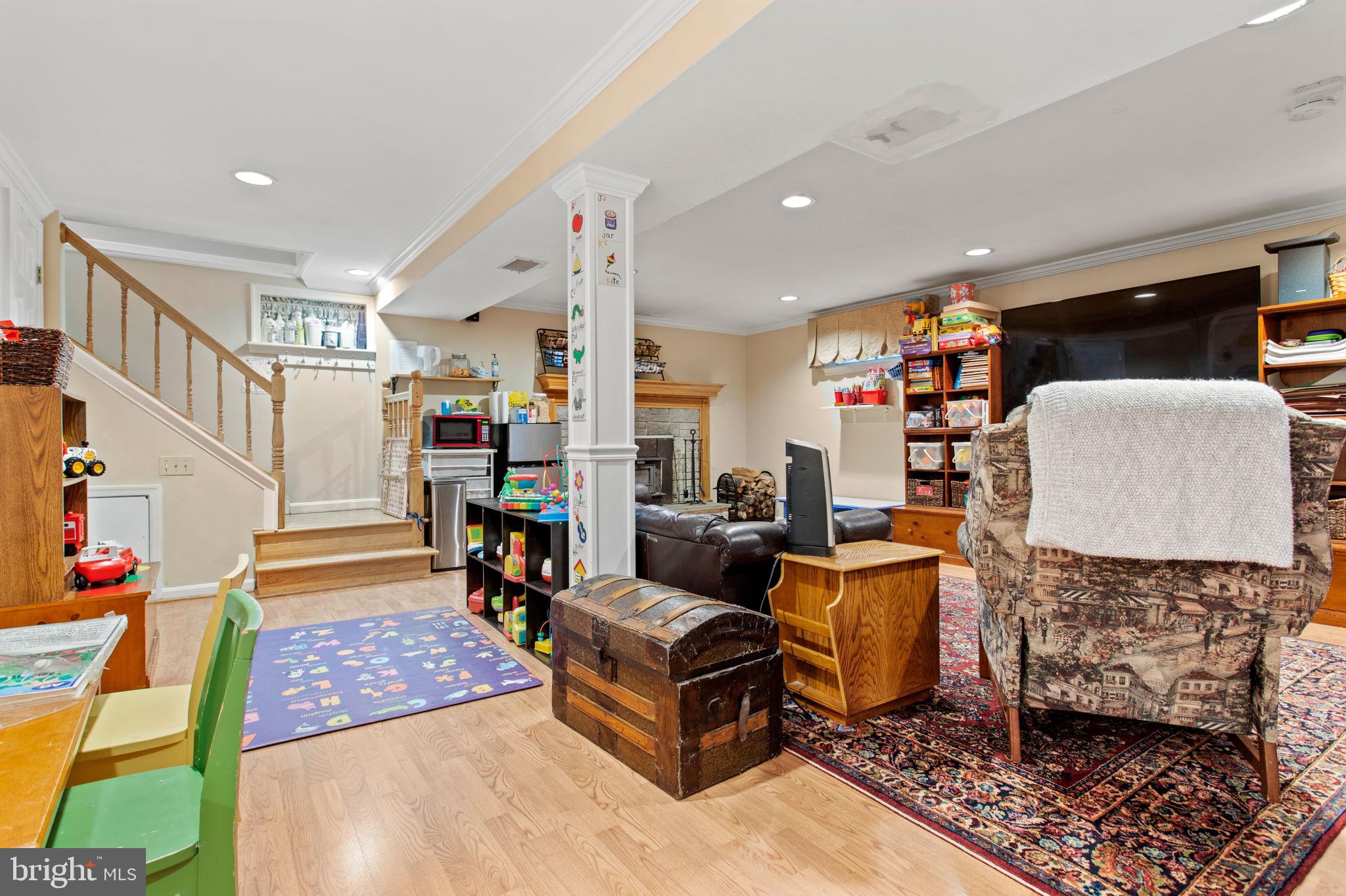 HARRIETT PARK - Residential