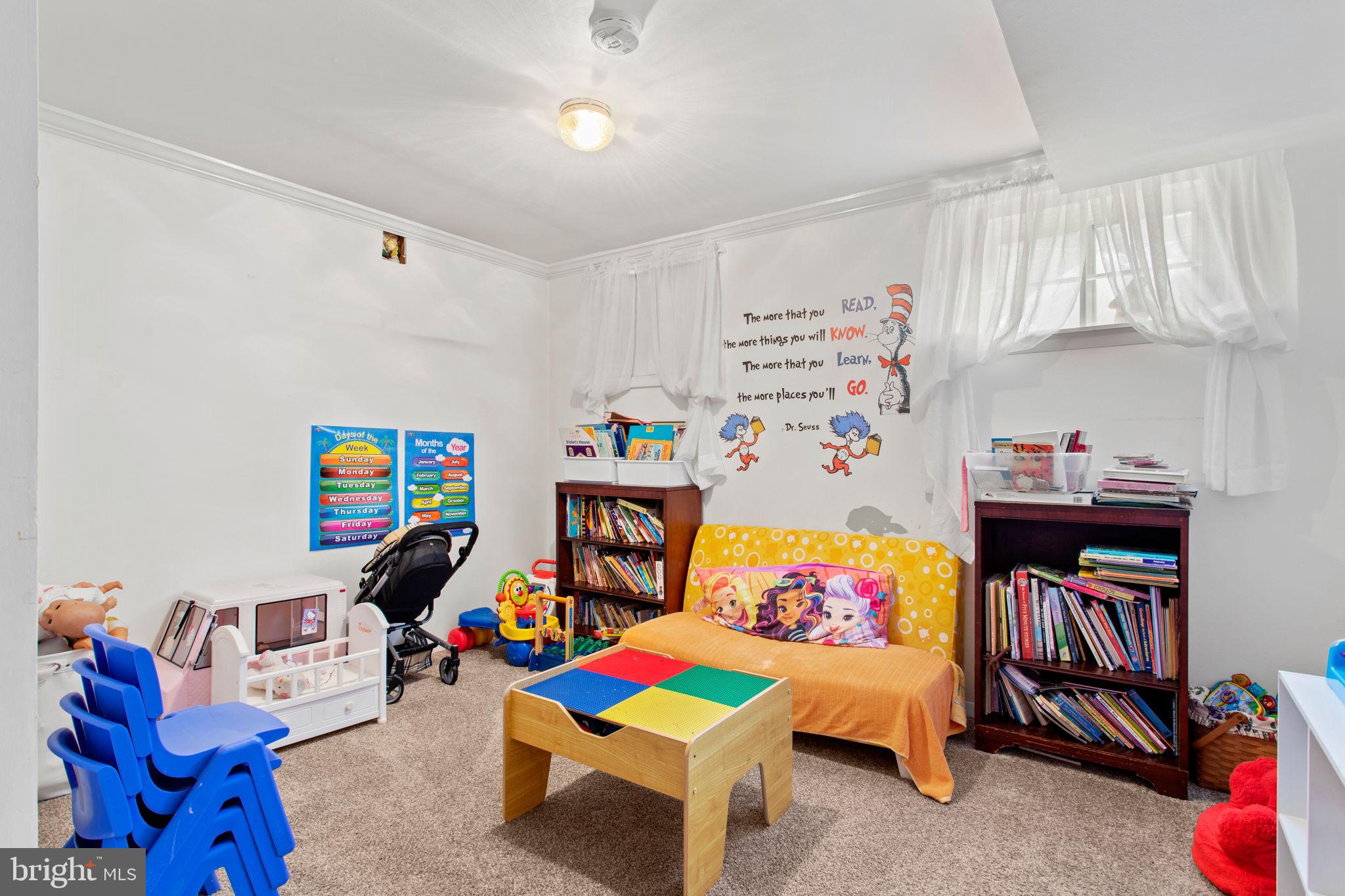 HARRIETT PARK - Residential