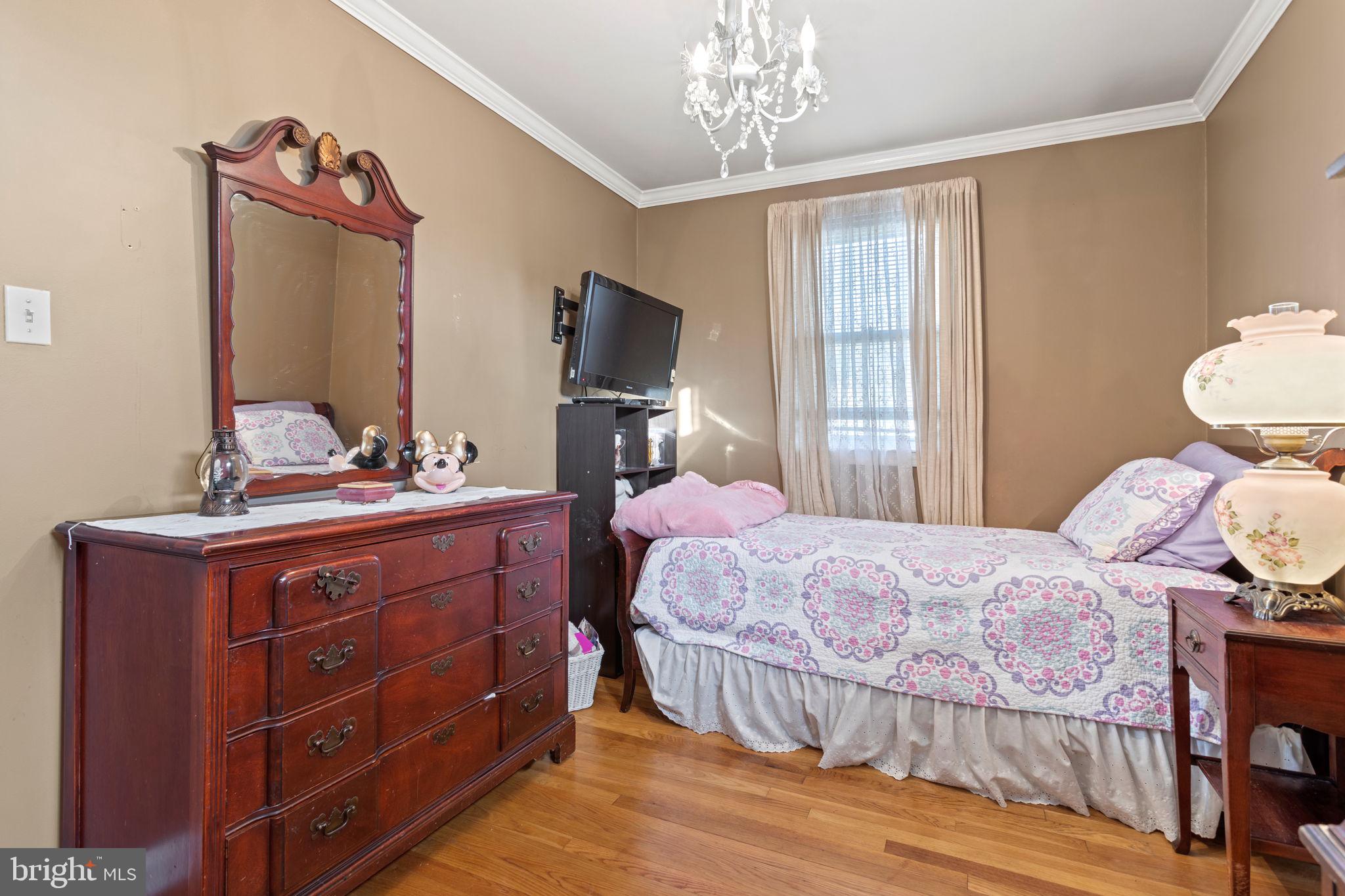 HARRIETT PARK - Residential