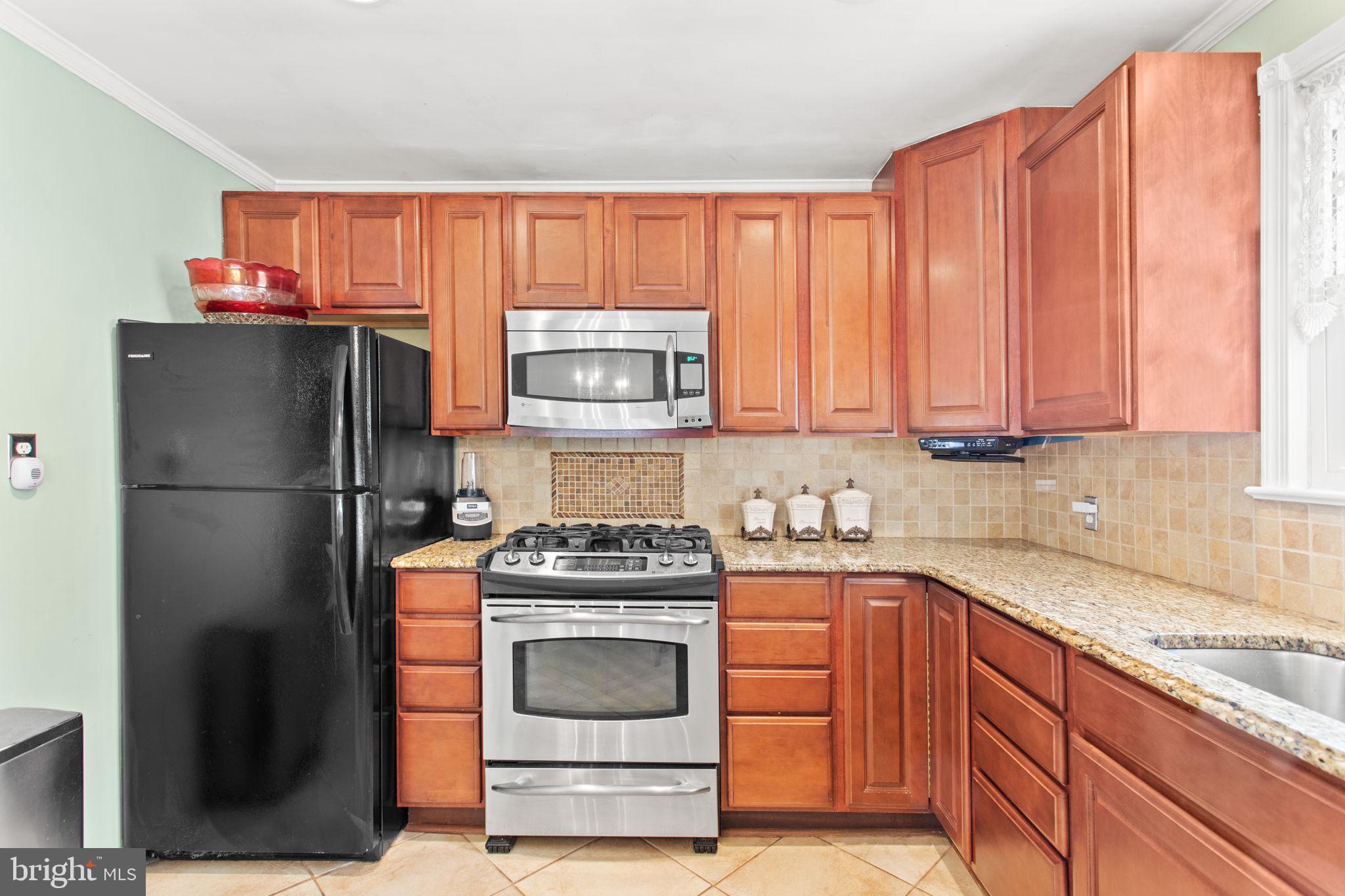 HARRIETT PARK - Residential