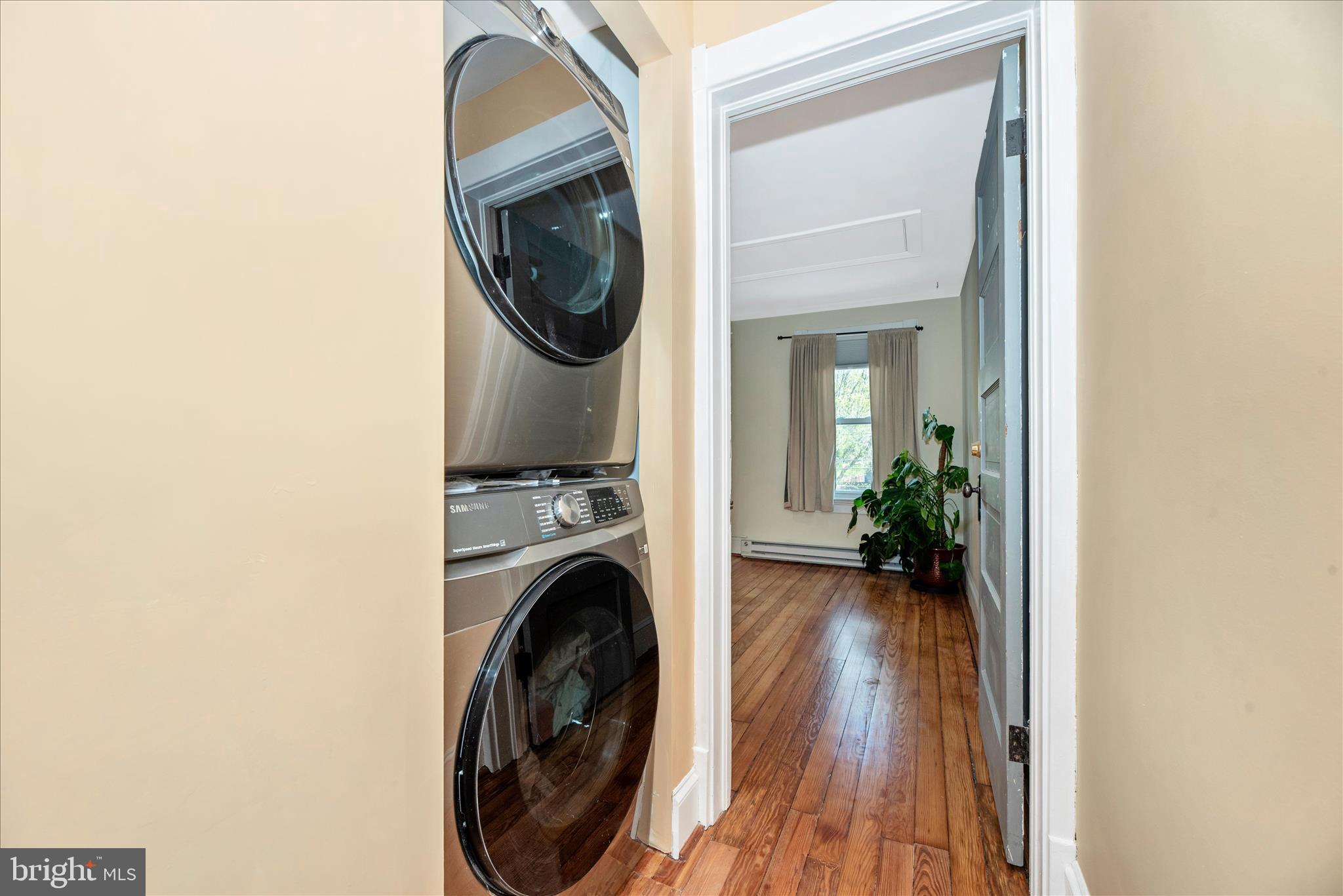 DOWNTOWN - Residential