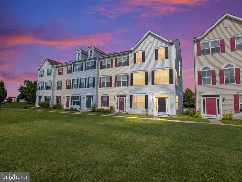 ASHBY COMMONS - Residential