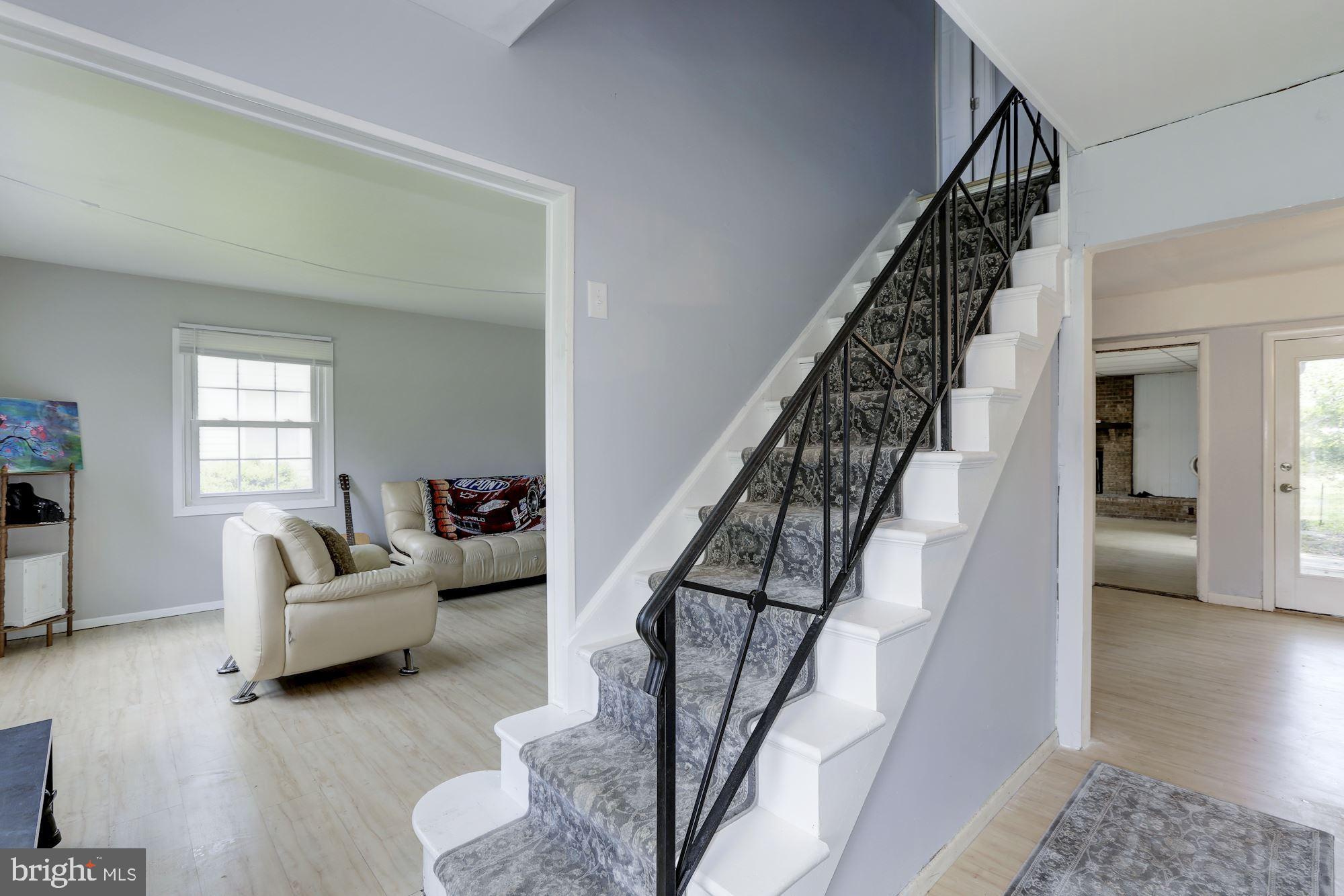 KENILWORTH - Residential