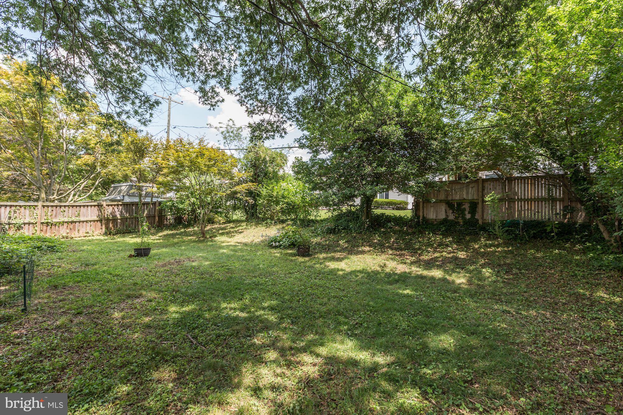 KENILWORTH - Residential