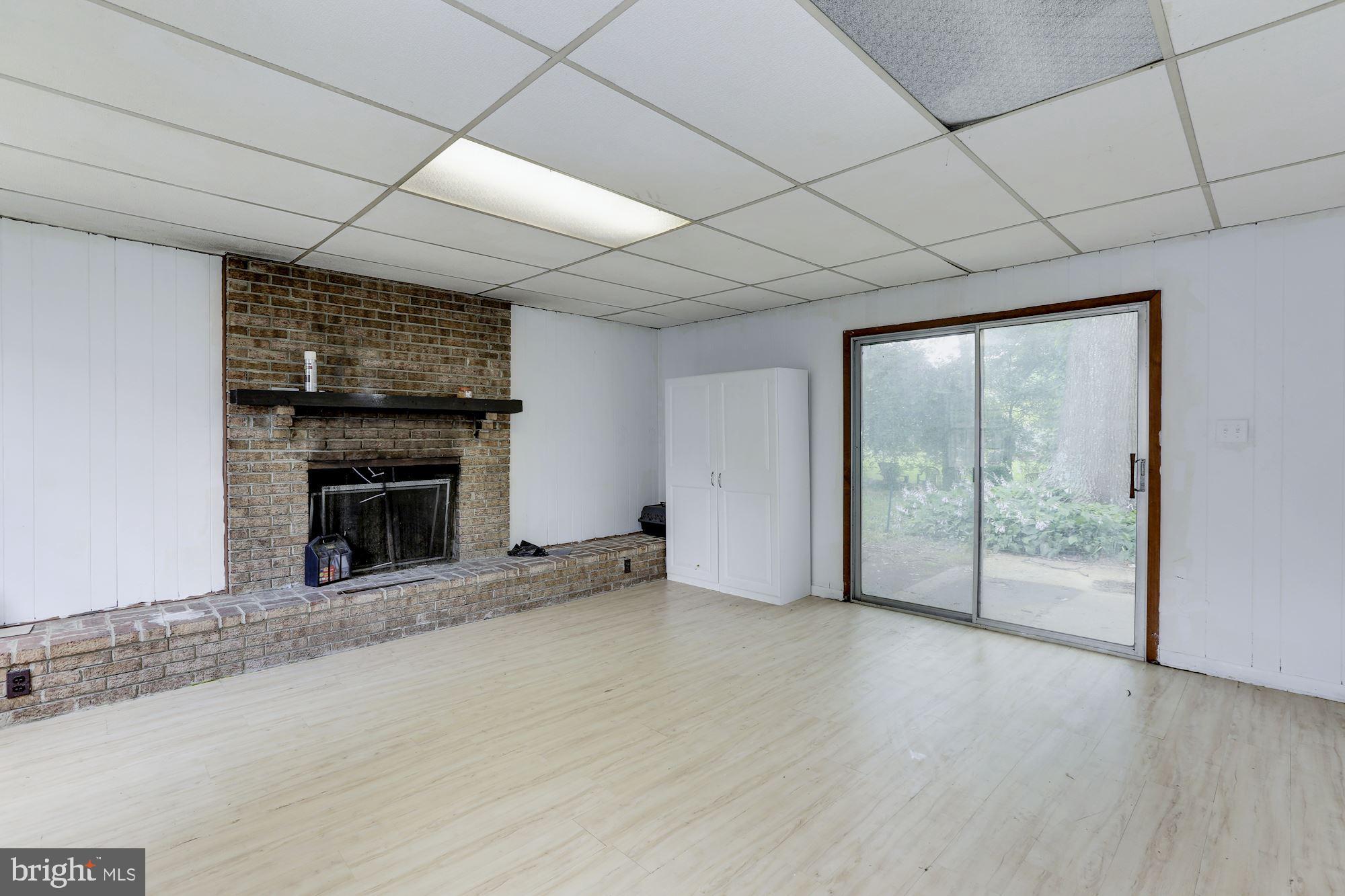 KENILWORTH - Residential