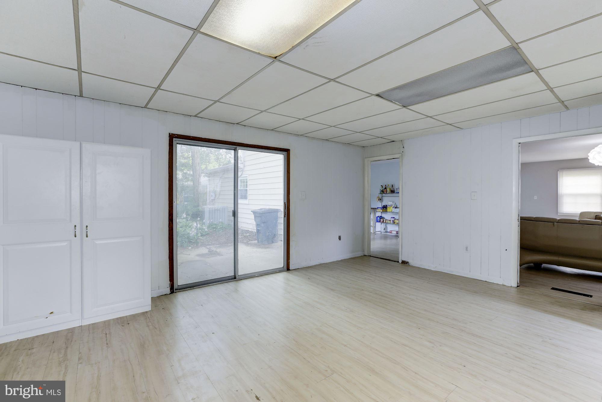 KENILWORTH - Residential