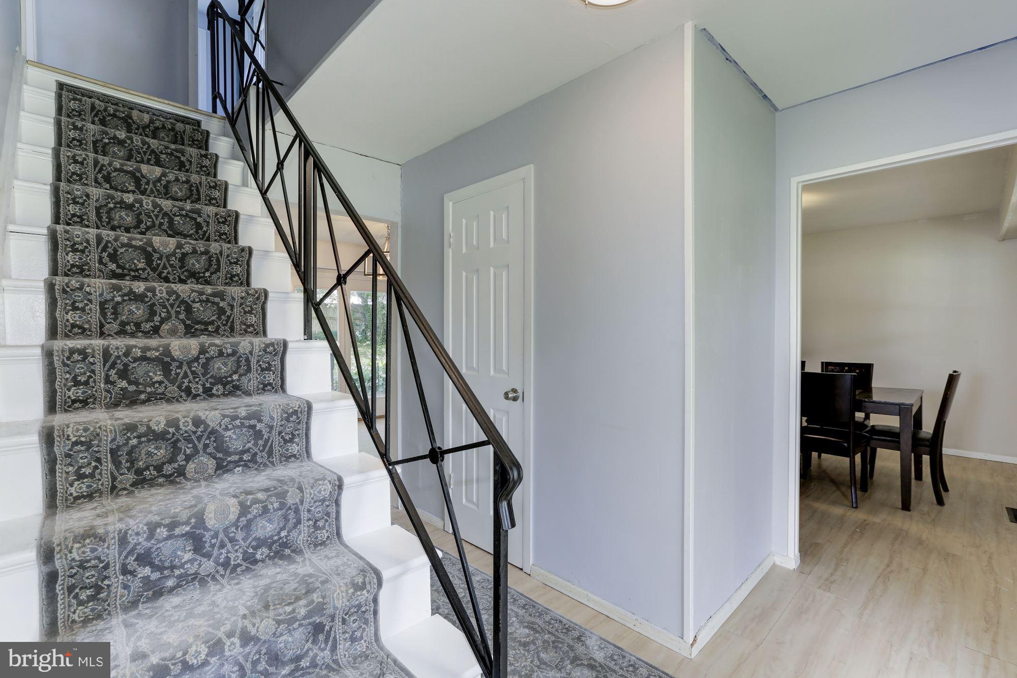 KENILWORTH - Residential