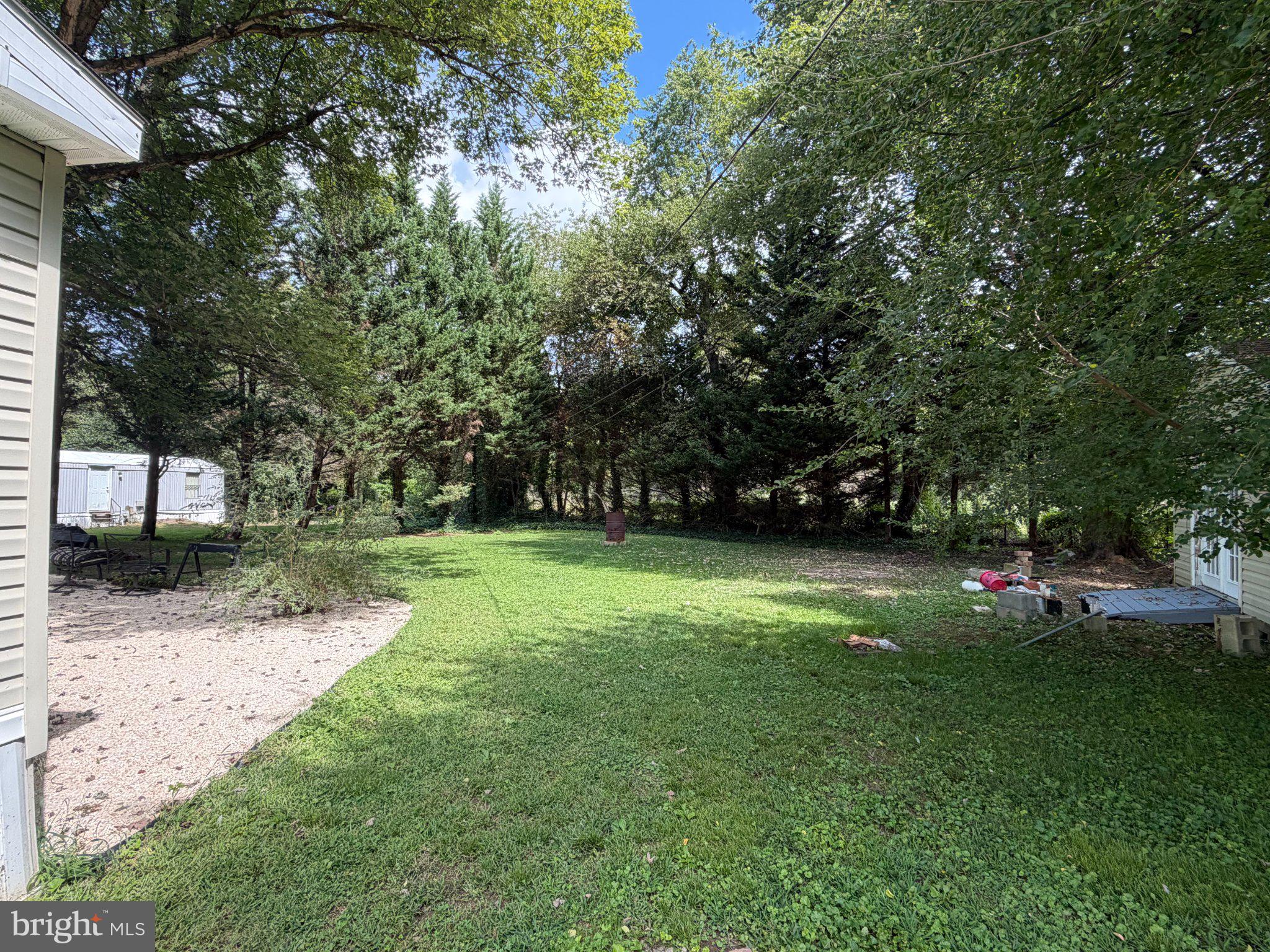 17 MOUNT PLEASANT TRAILER COURT B017