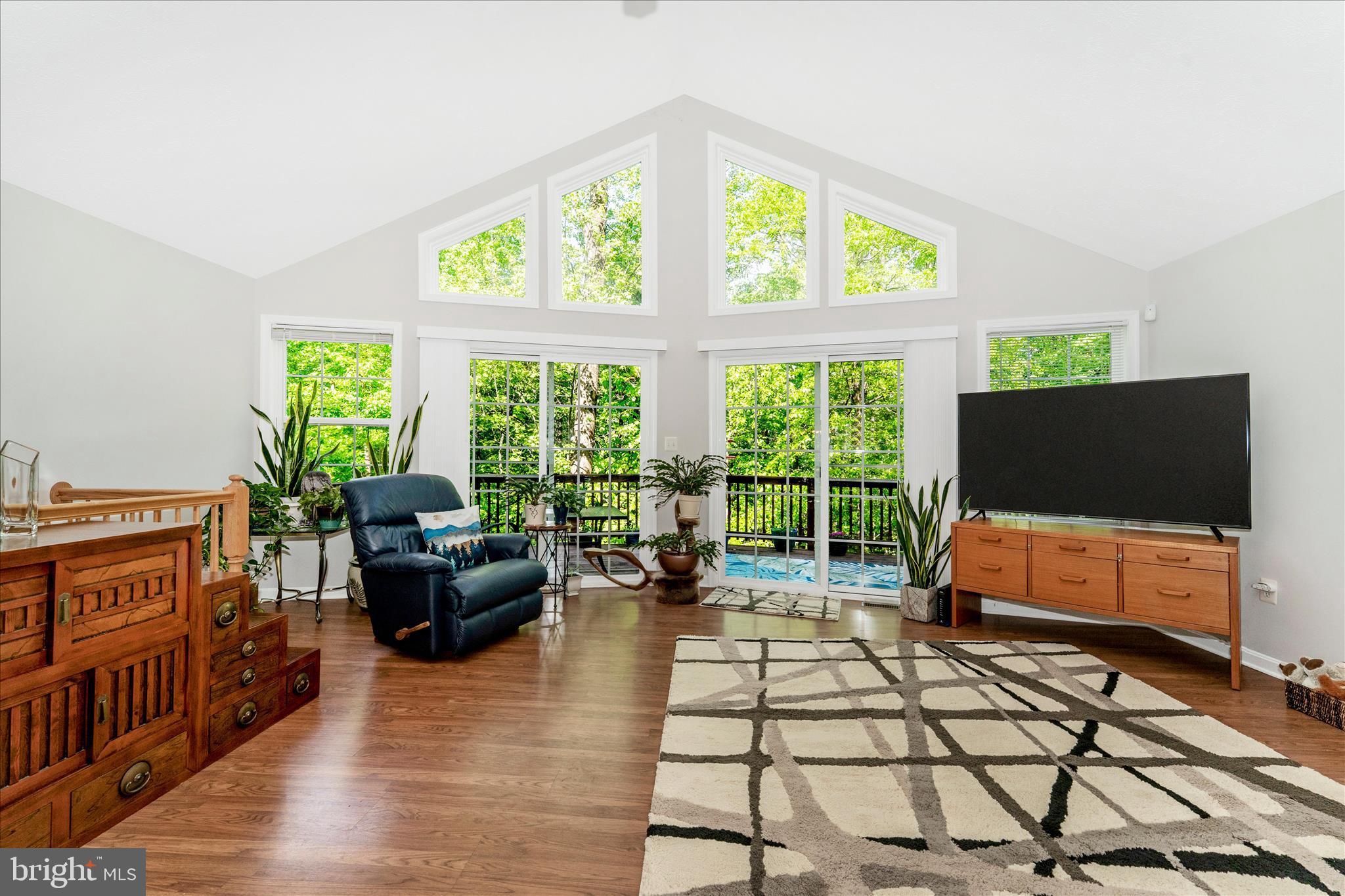 SHANNONDALE - Residential