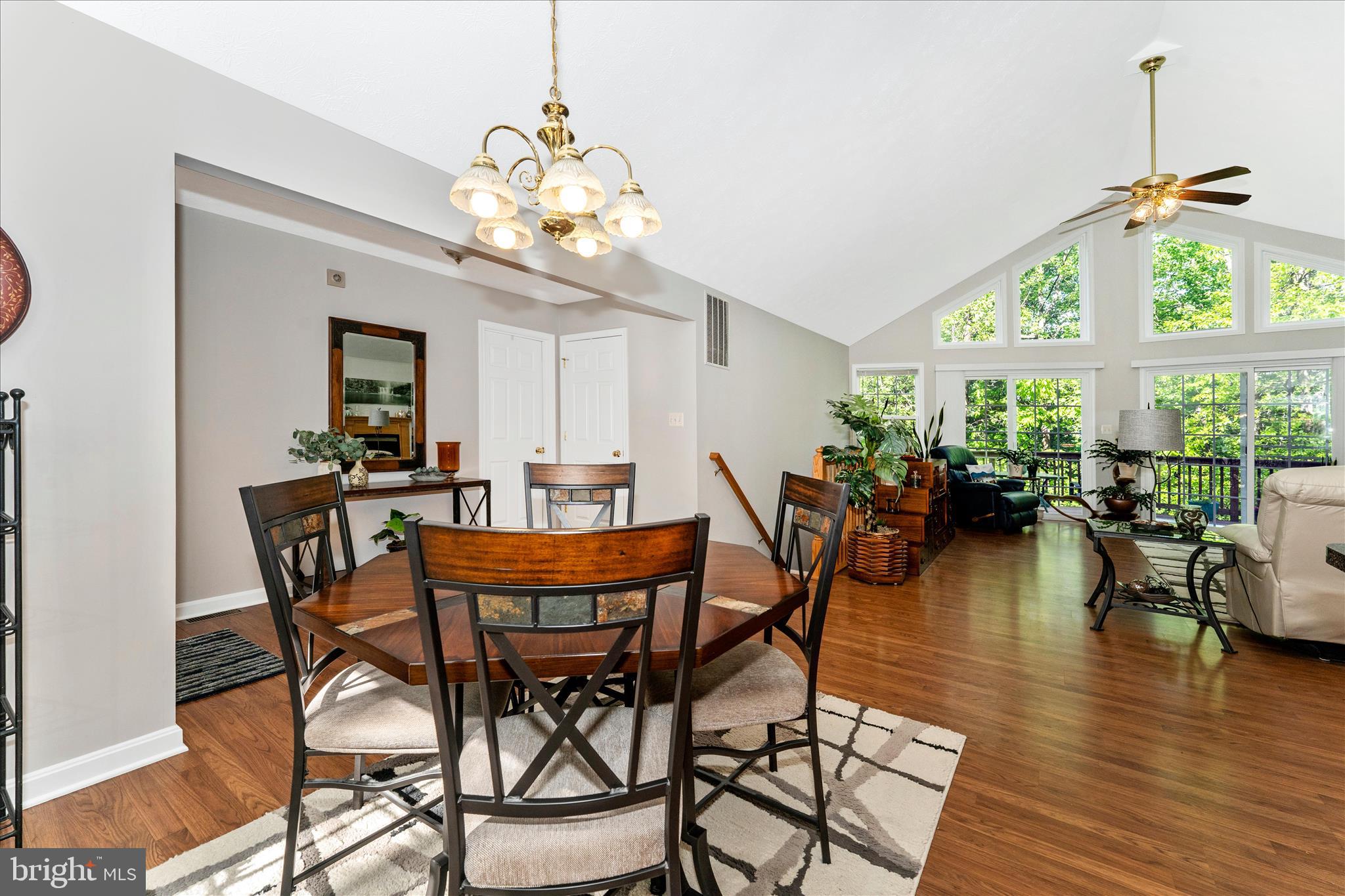 SHANNONDALE - Residential