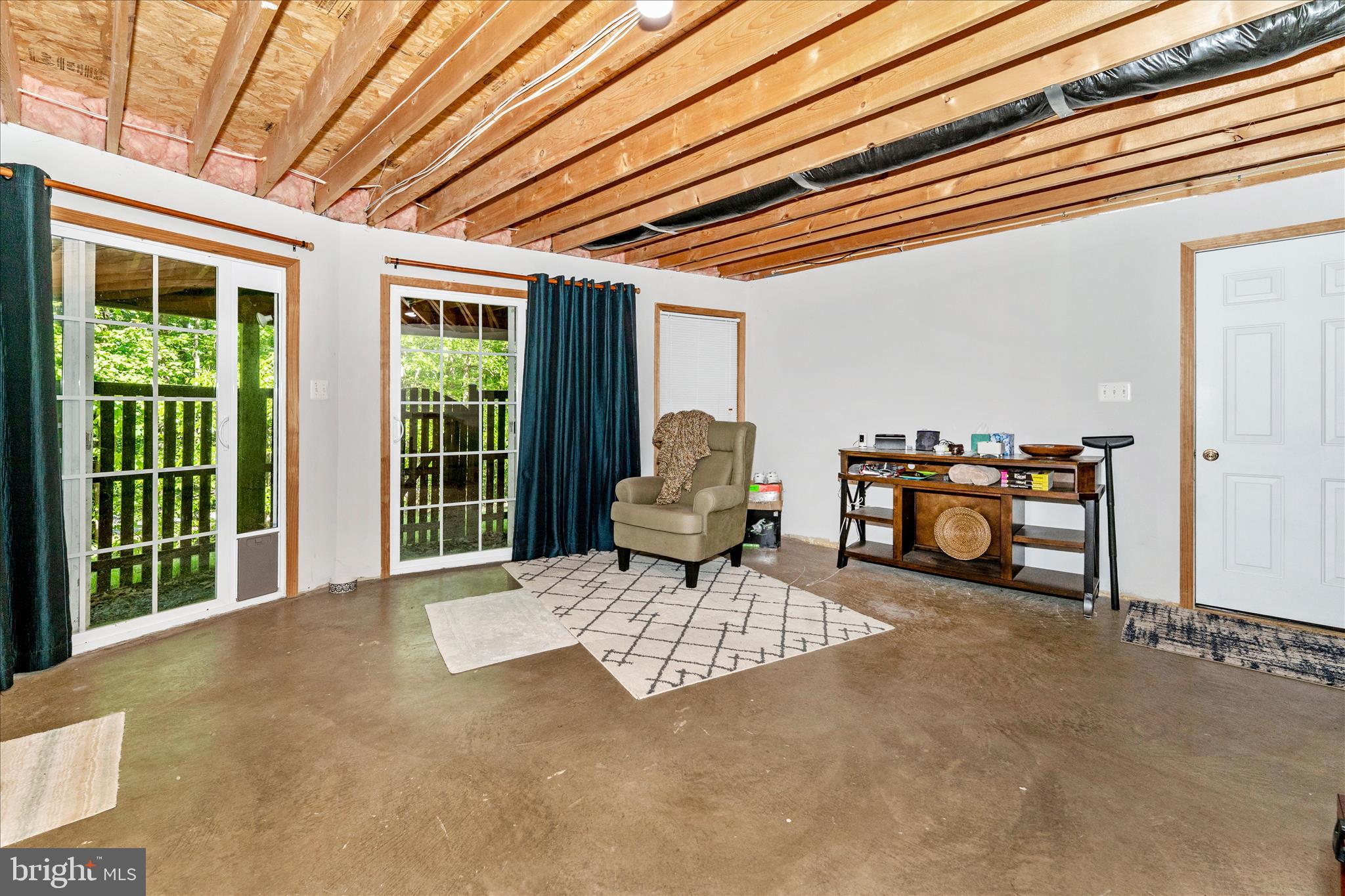 SHANNONDALE - Residential