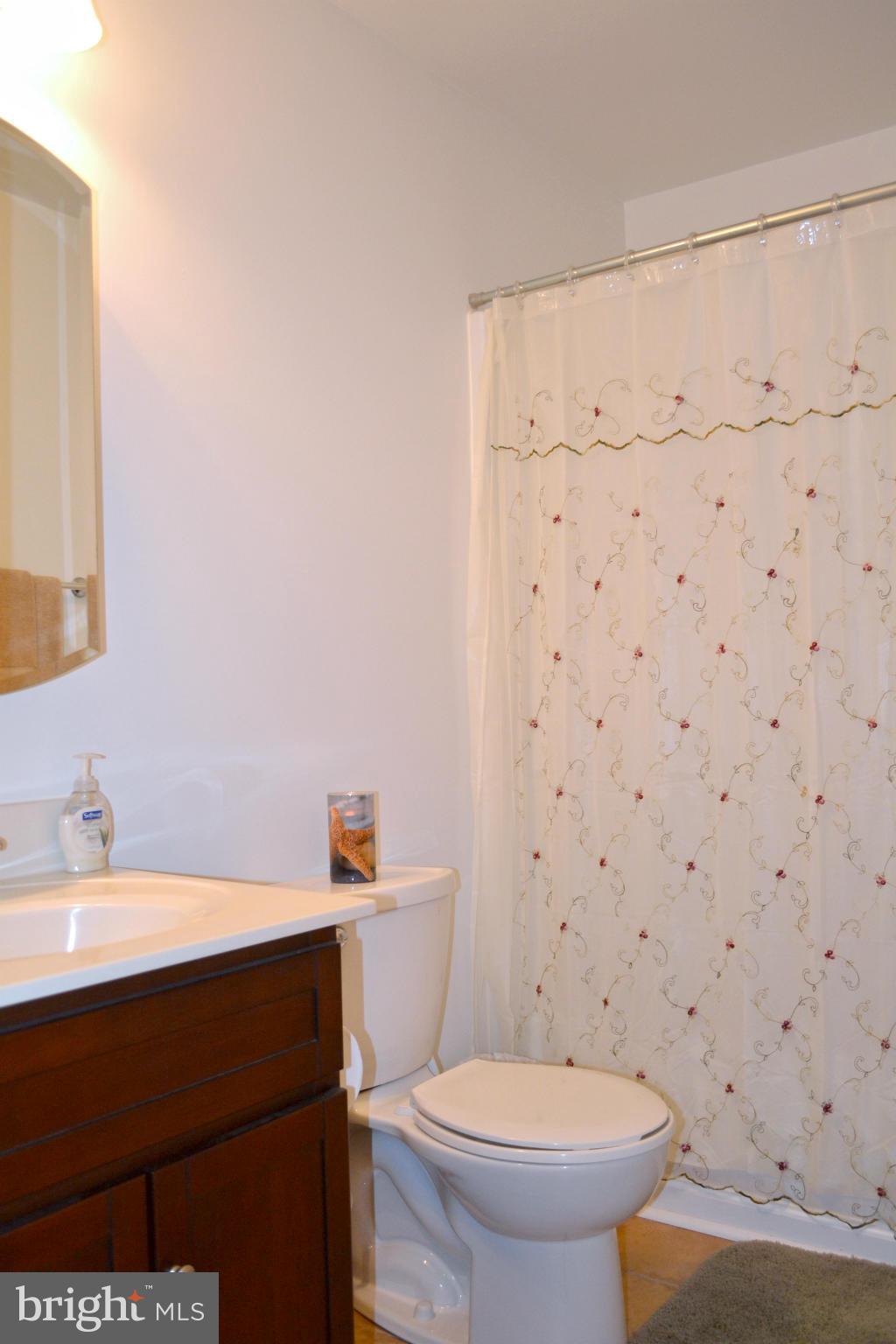 WHITE SANDS - Residential Lease