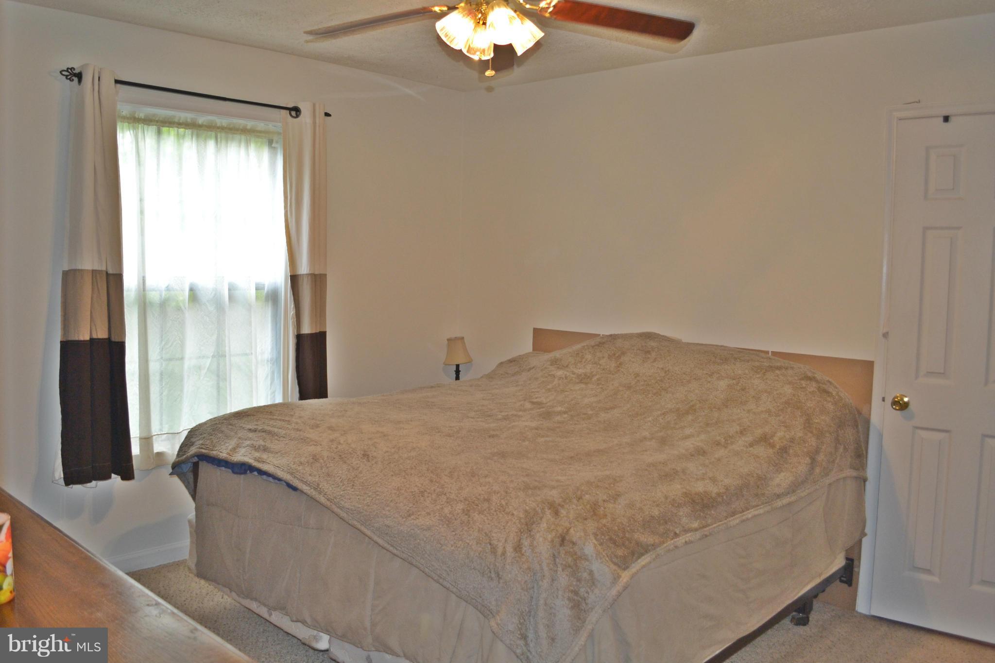 WHITE SANDS - Residential Lease