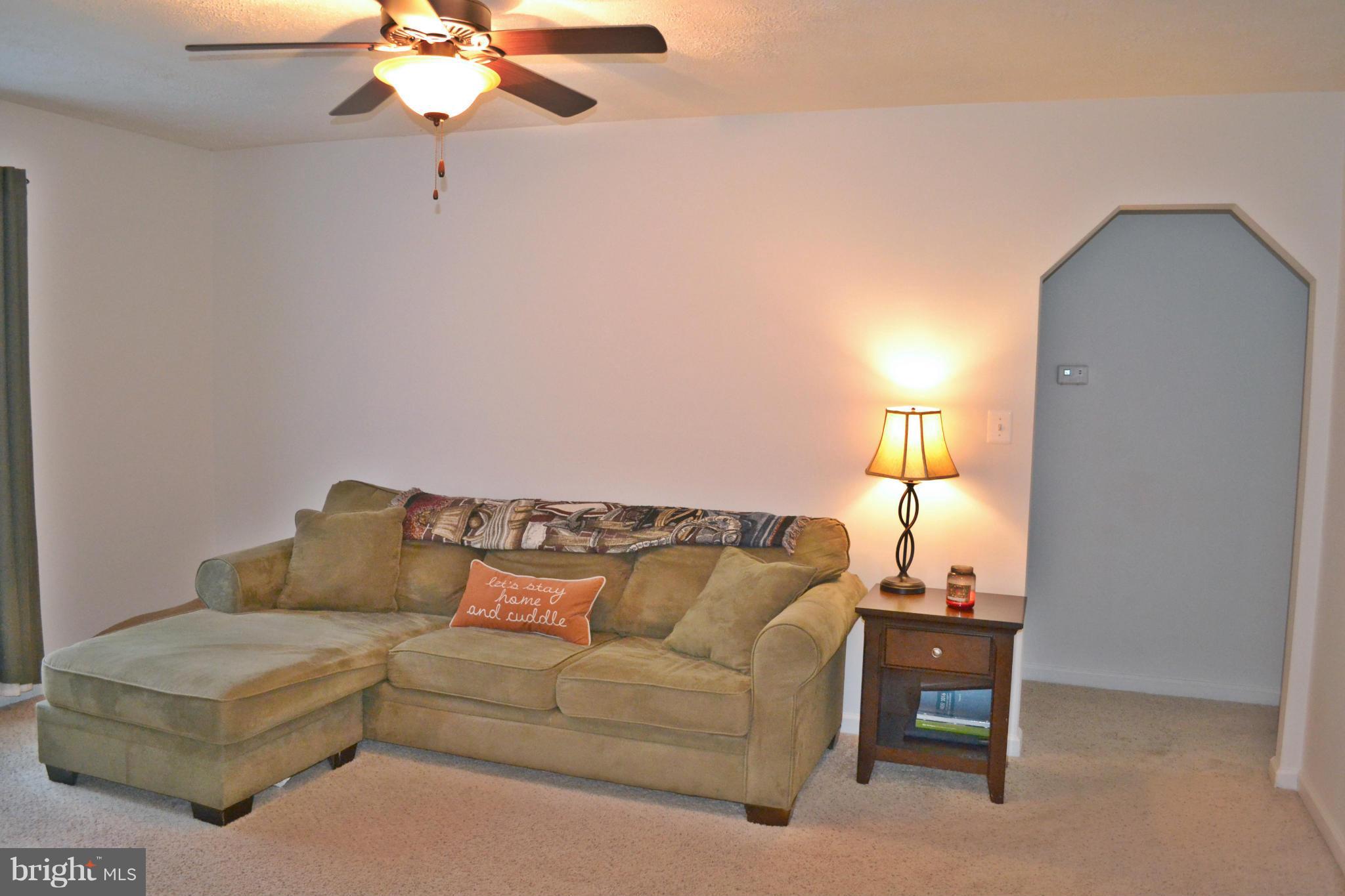 WHITE SANDS - Residential Lease