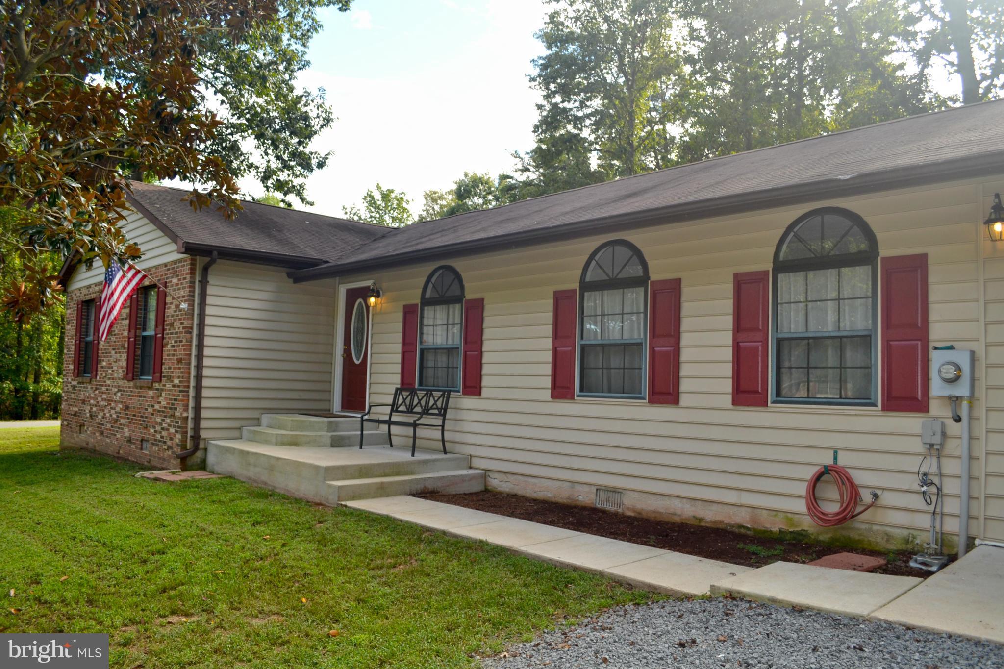 WHITE SANDS - Residential Lease