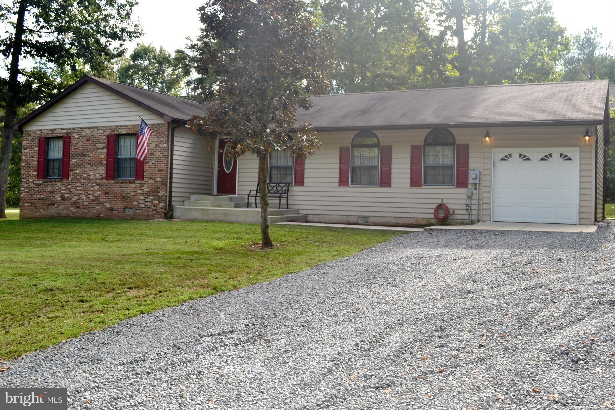 WHITE SANDS - Residential Lease