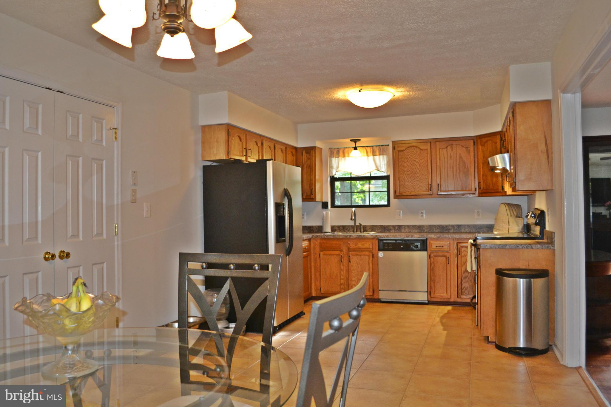 WHITE SANDS - Residential Lease