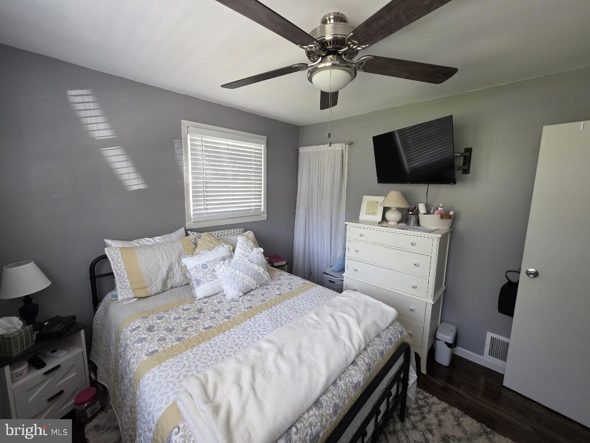 OAK HILLS - Residential