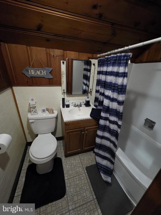 OAK HILLS - Residential