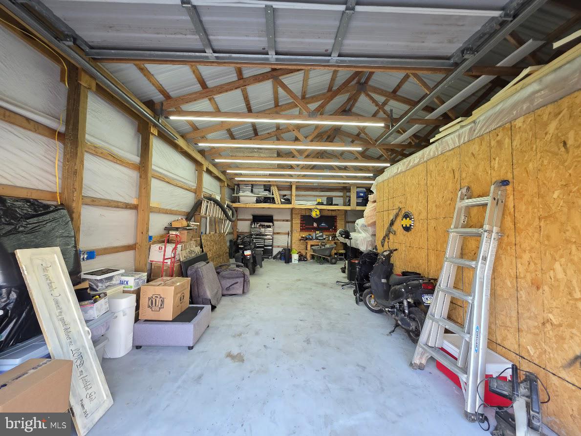 OAK HILLS - Residential