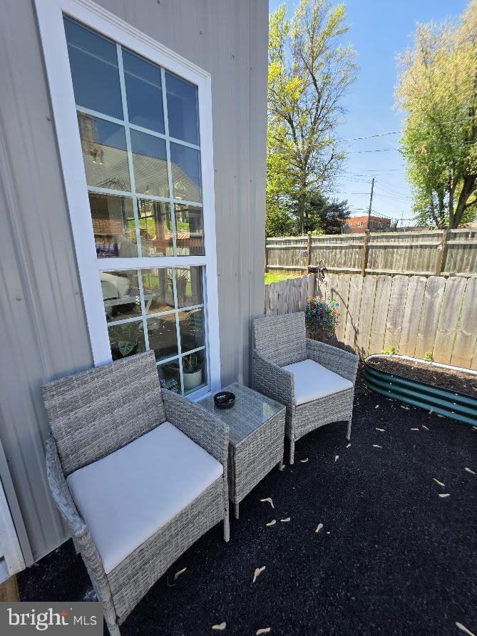 OAK HILLS - Residential