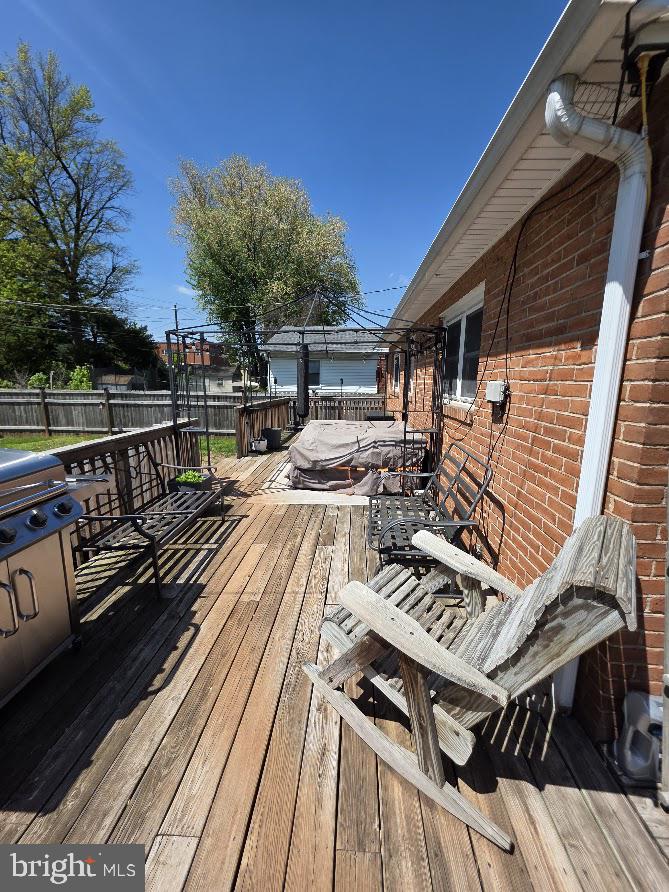 OAK HILLS - Residential