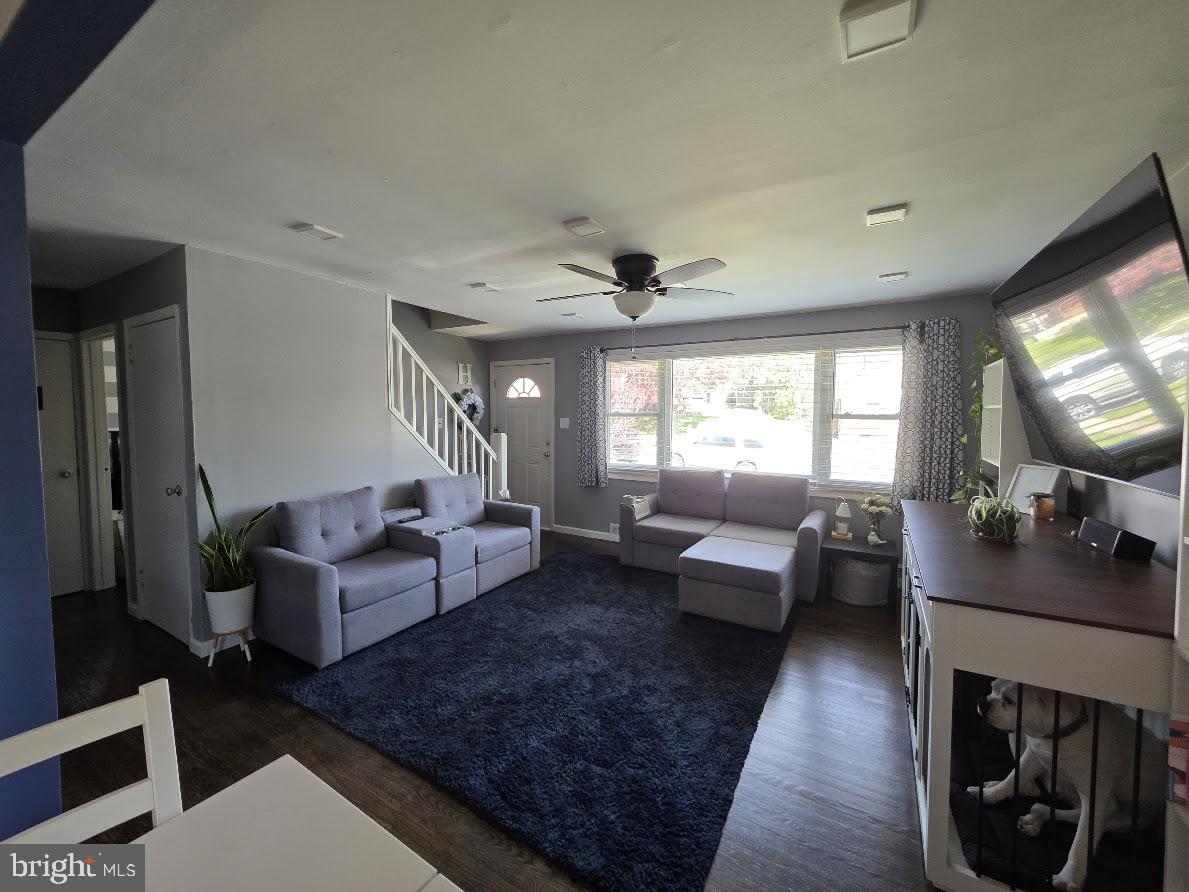 OAK HILLS - Residential