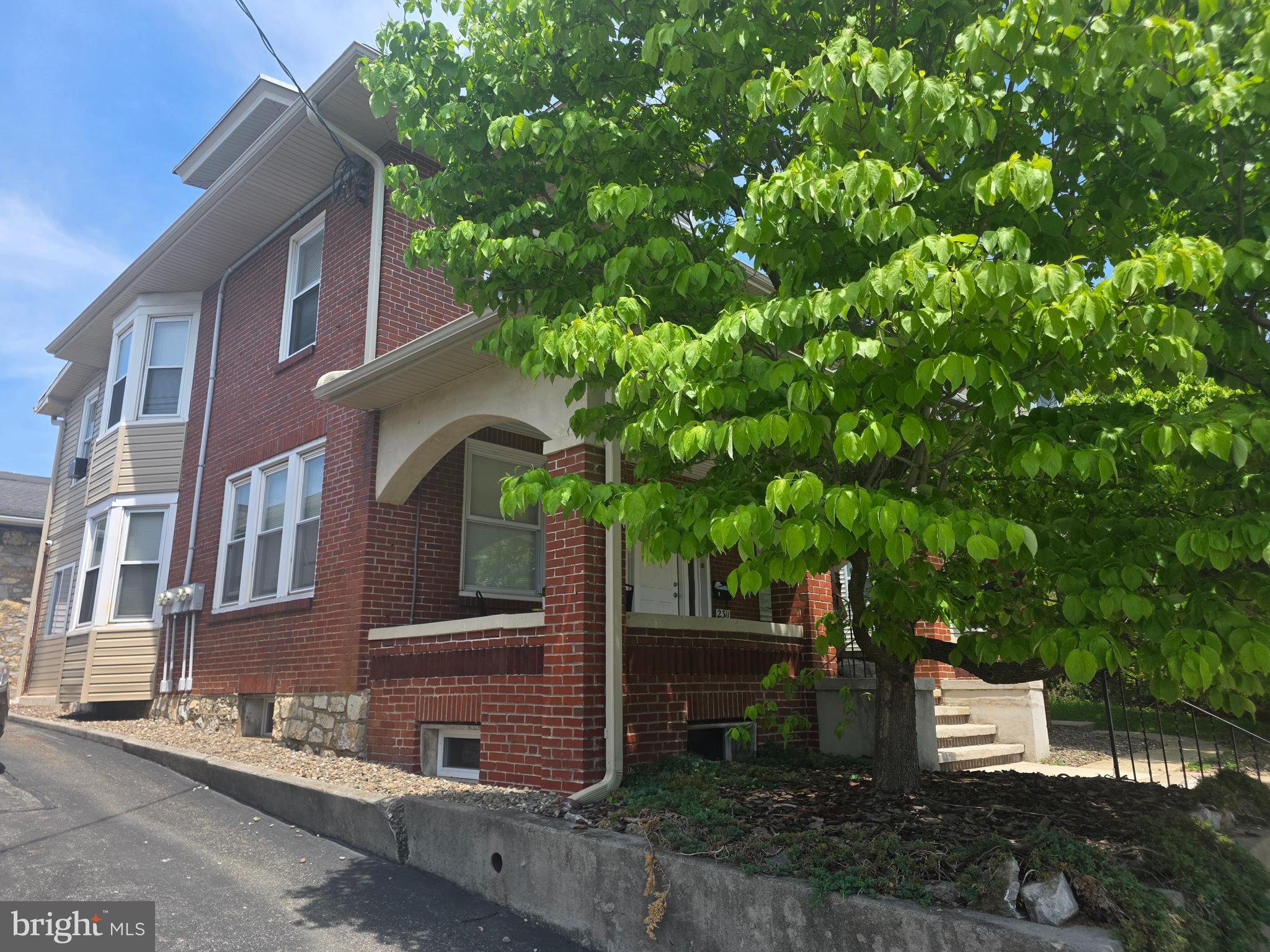 2311 PENN AVENUE