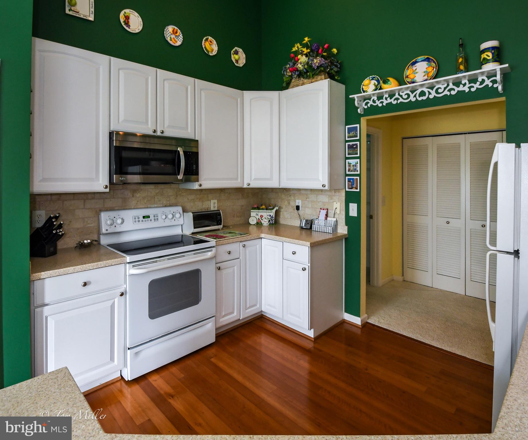 PERRY HALL FARMS - Residential