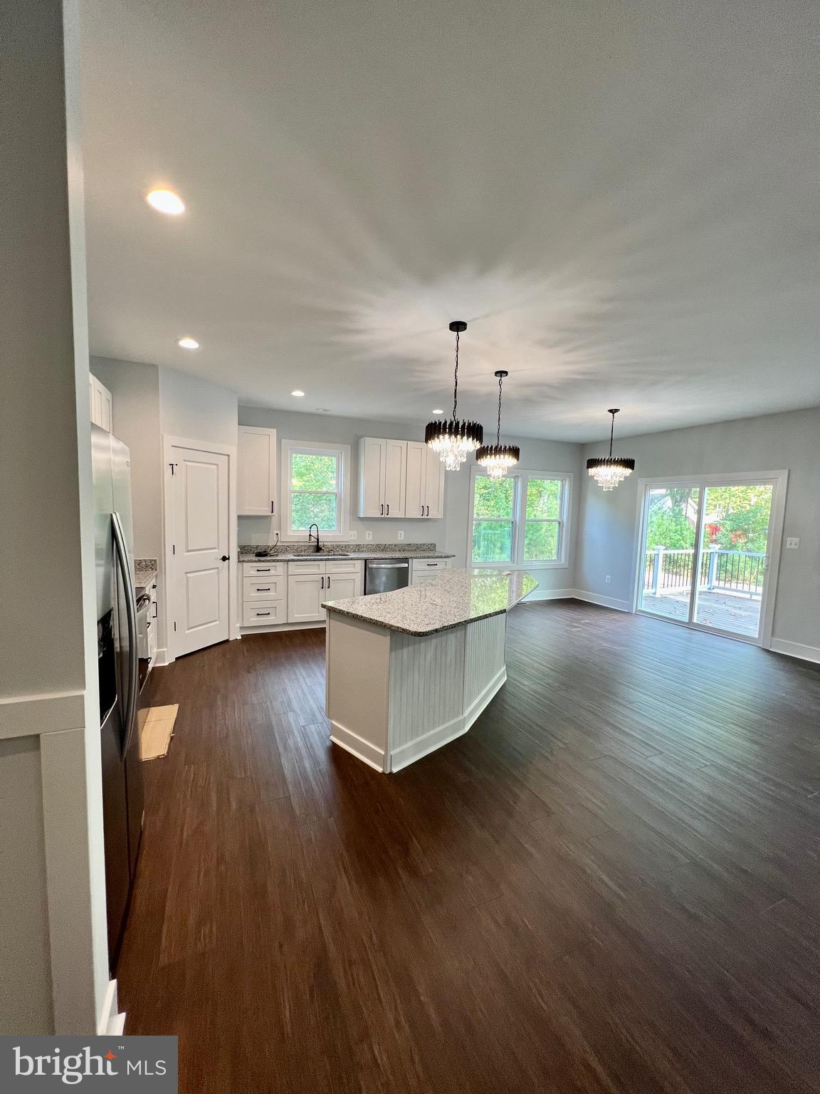 CABIN POINT - Residential