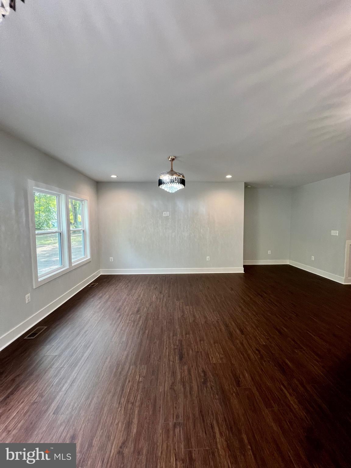 CABIN POINT - Residential