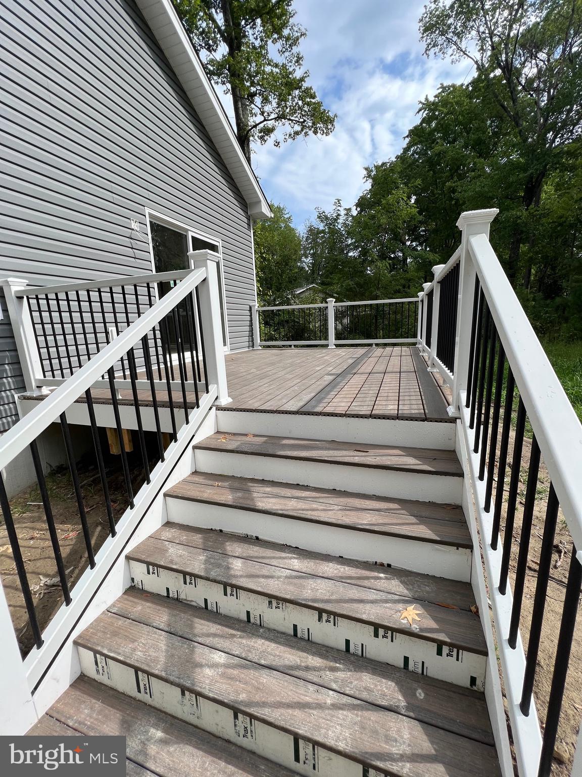 CABIN POINT - Residential