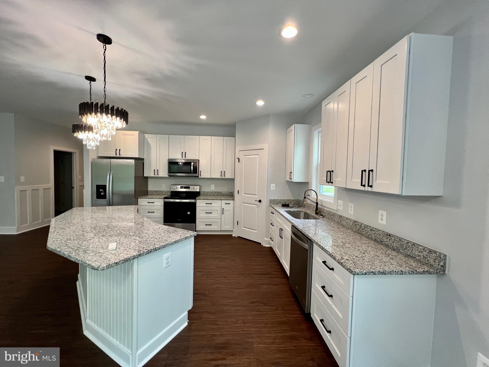 CABIN POINT - Residential